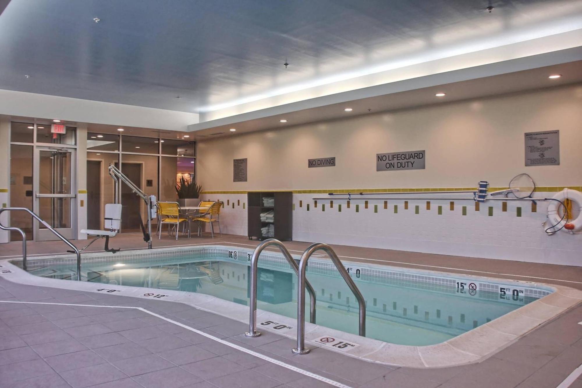 Fairfield Inn & Suites By Marriott Reading Wyomissing Exterior foto